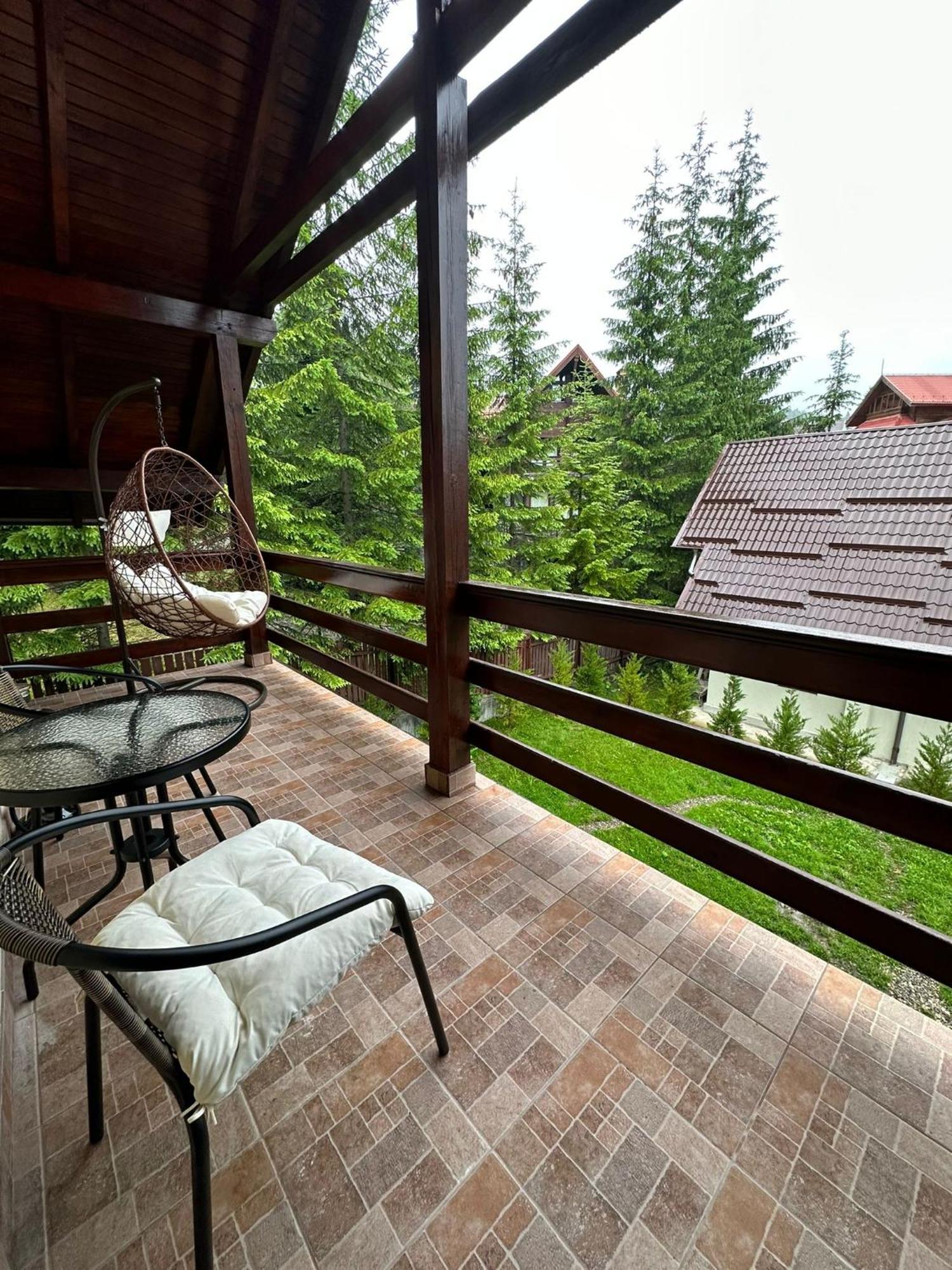 Ollie'S Mountain Chalet Buşteni Eksteriør bilde